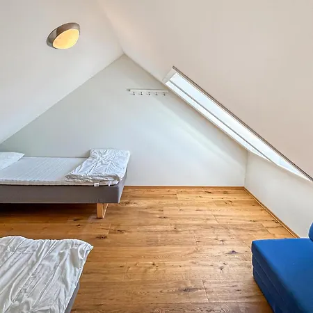 Lägenhet In With House Sea View *